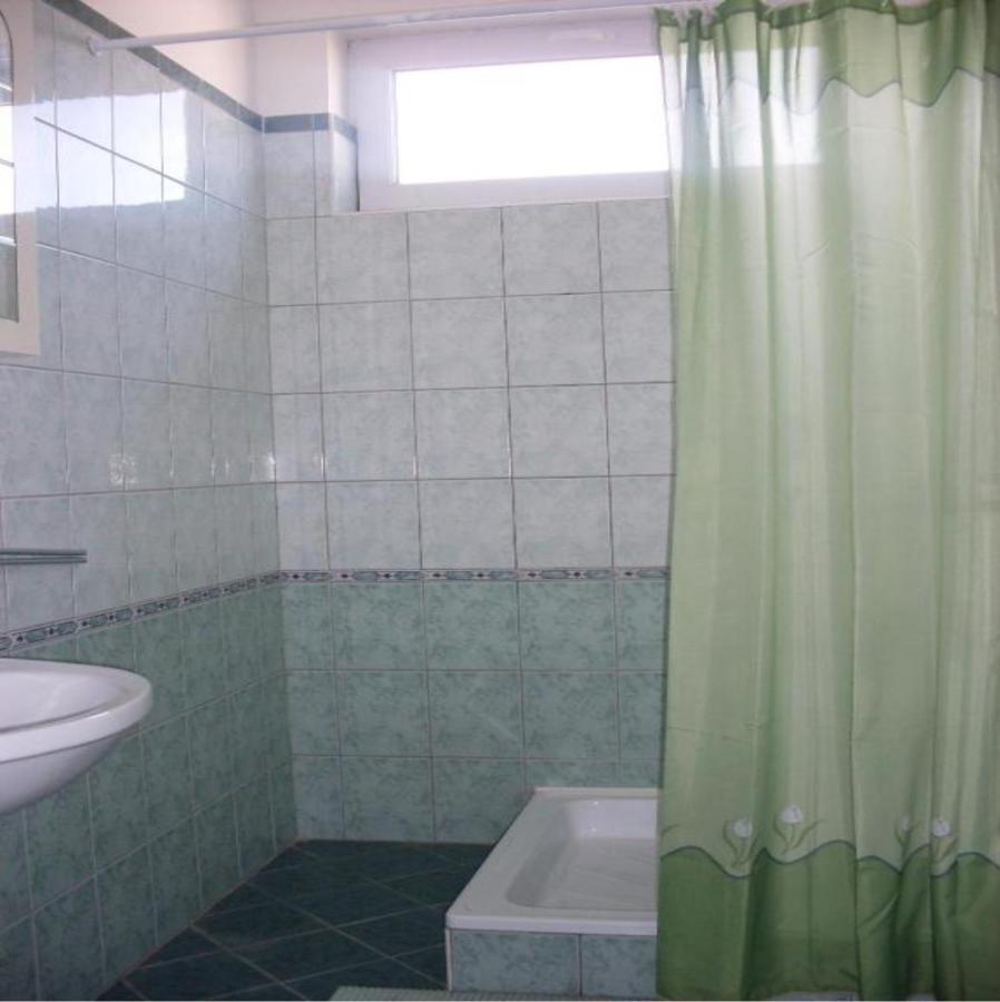 Hotel Pegazus Vendégház Hajdúszoboszló Esterno foto