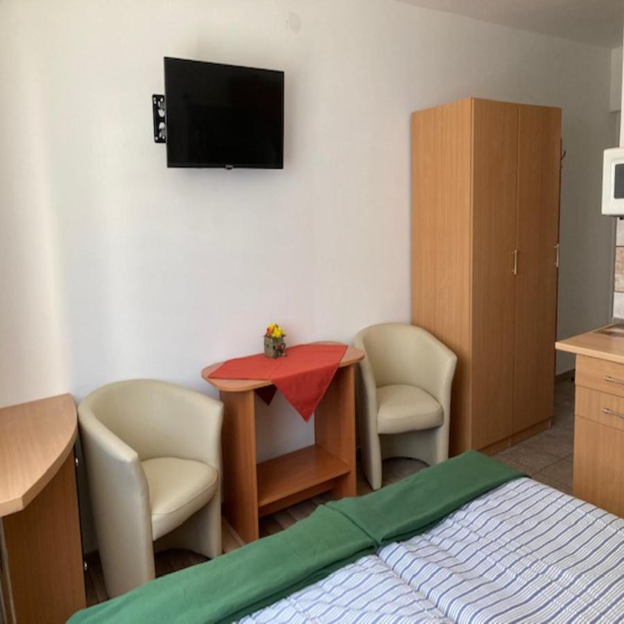 Hotel Pegazus Vendégház Hajdúszoboszló Esterno foto
